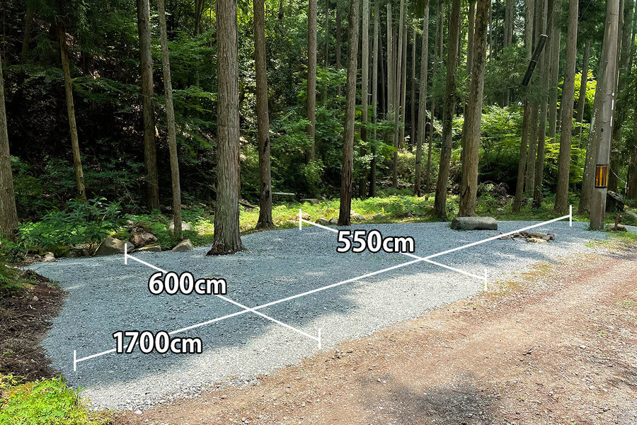 区画Eのサイズを記した画像。600cm×1100cm。